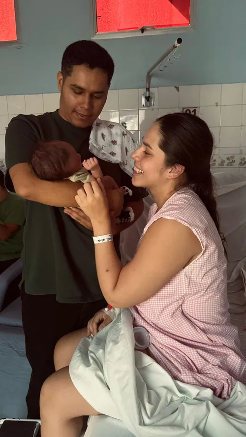 
					Influenciadora enfrenta infecção grave após parto do primeiro filho: ‘Foi ele quem me salvou’
				
				