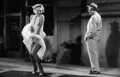 
					Marilyn Monroe nasceu há 100 anos
				
				