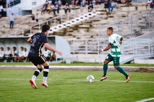 
					Treze sofre virada no fim e perde para o Lagarto na 9&ordf; rodada da S&eacute;rie D
				
				