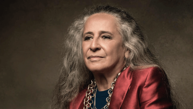 
					80 músicas para comemorar os 80 anos de Maria Bethânia
				
				