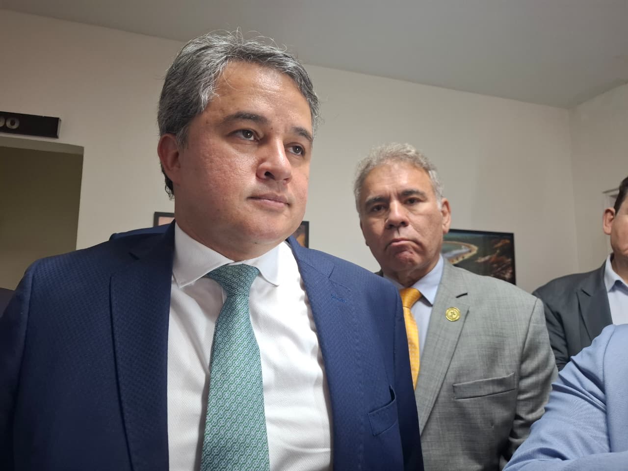 A-CBN-Efraim-Filho-antecipa-voto-contra-Jorge-Mess0021470100202512011622.jpg?xid=1196411