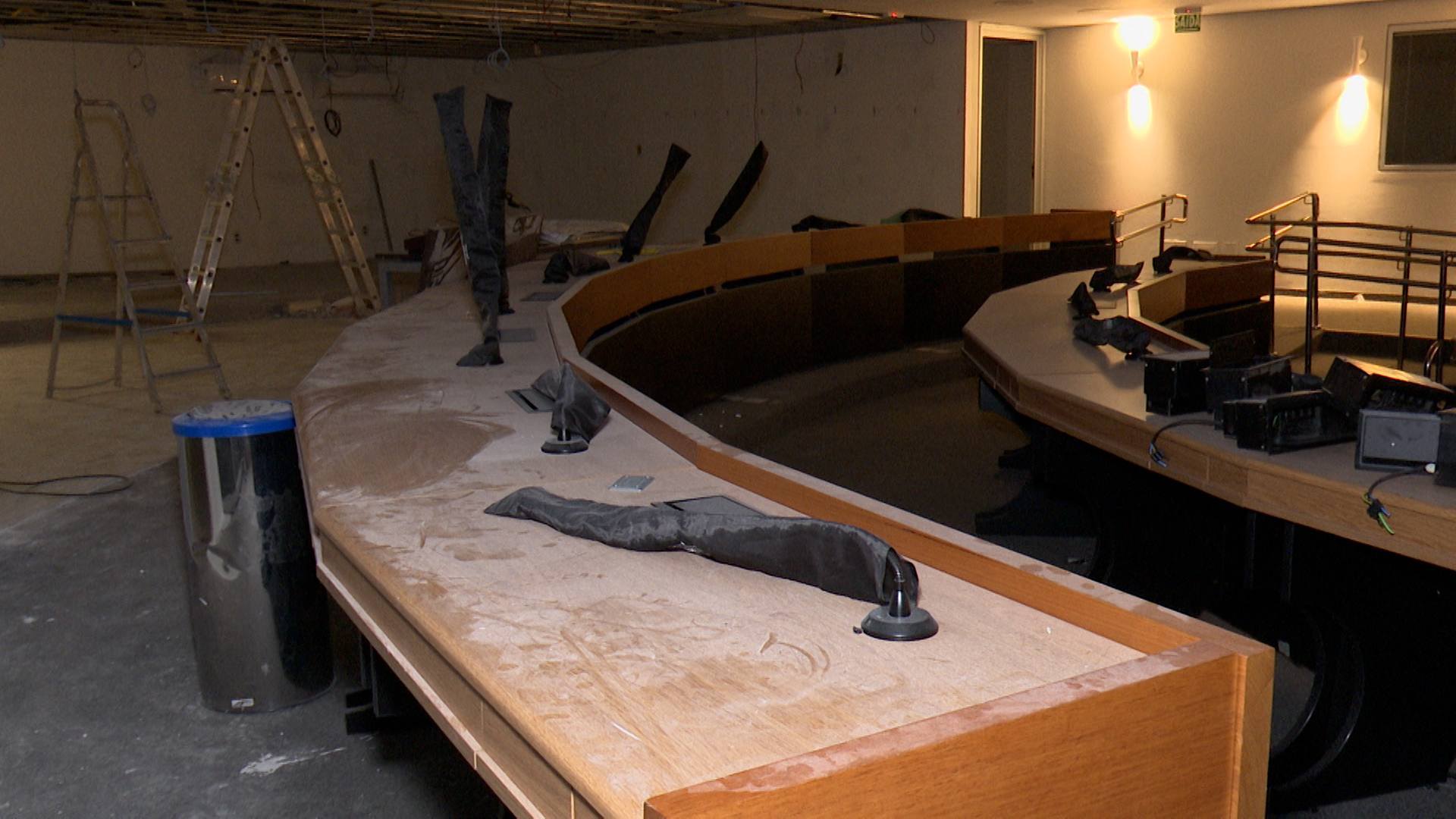 Assembleia faz reforma em plenário enquanto sessões ocorrem virtualmente; VEJA FOTOS