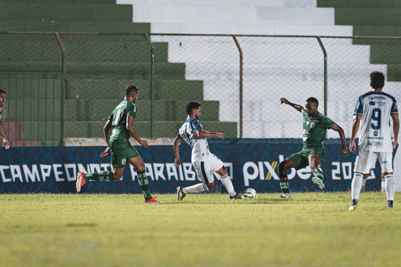 Sousa avançou à semi, enquanto o Pombal foi rebaixado.