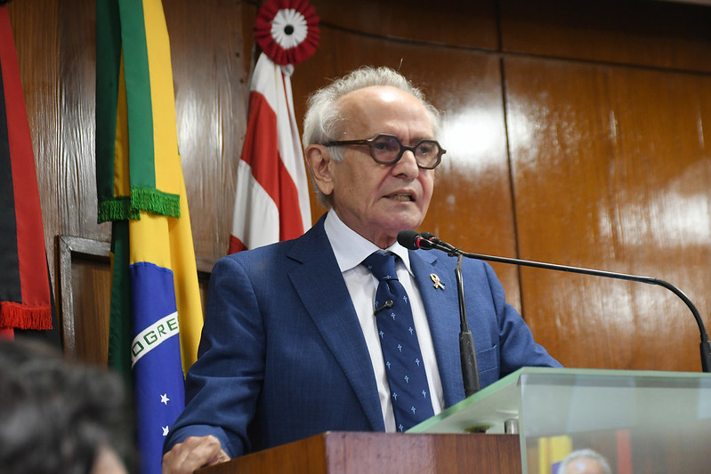 Cícero faz pronunciamento e diz que instalará Gabinete de Crise na Segurança, caso seja eleito