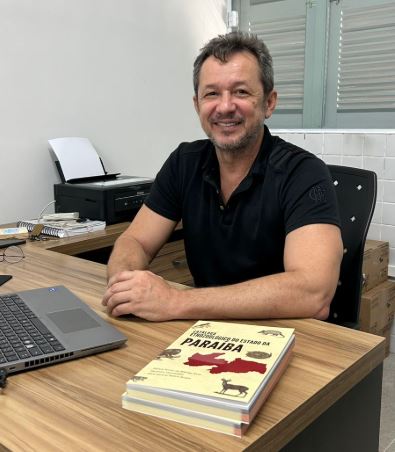 Professor da UEPB, Rômulo Alves, que integra lista dos cientistas mais influentes do mundo