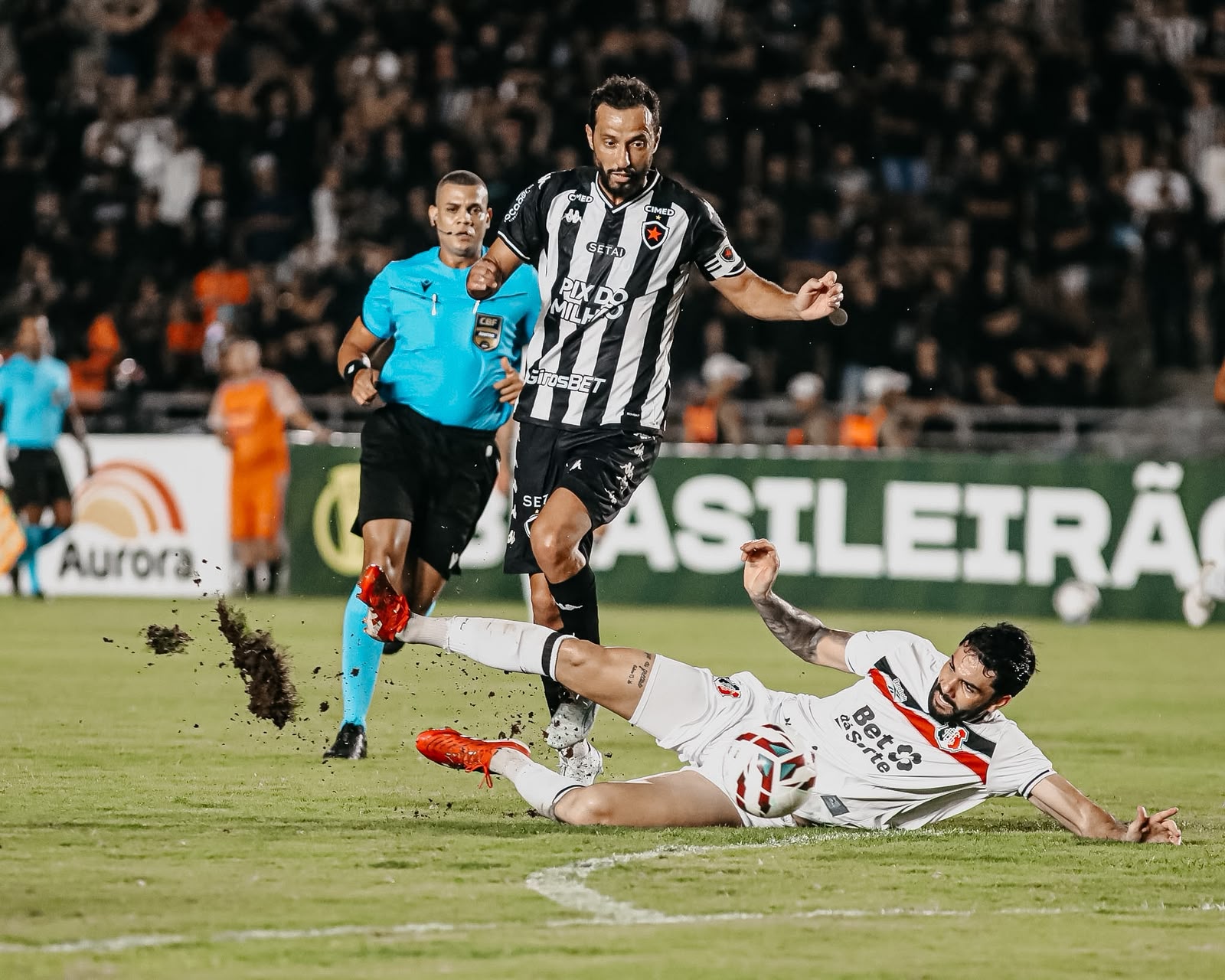 Depois de jogo tenso, Botafogo-PB e Santa Cruz podem voltar a se enfrentar na Série C; entenda