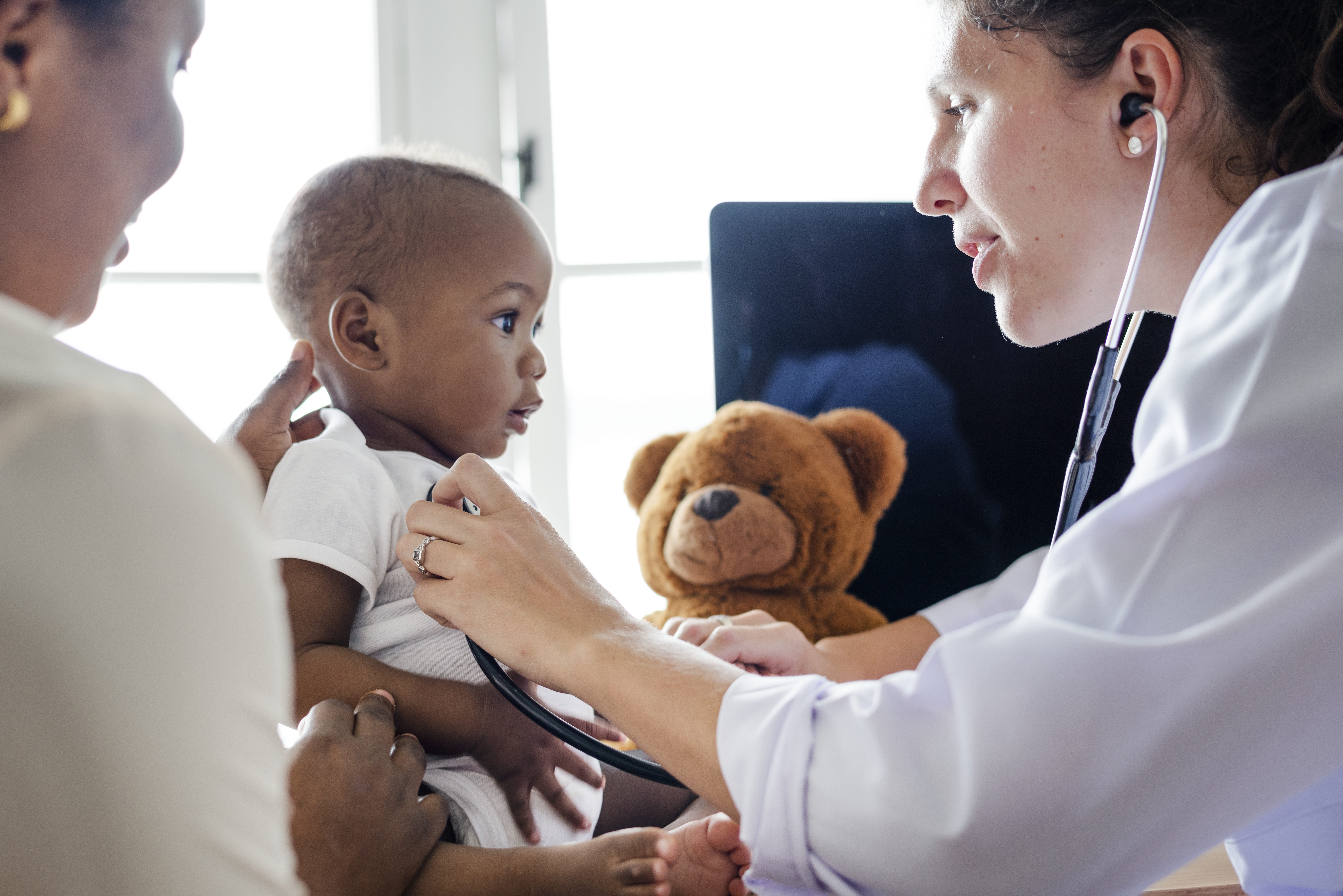 Mais de 60% dos médicos que atendem crianças em João Pessoa e Campina Grande não são pediatras
