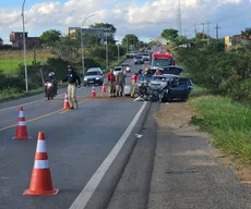 Acidente na BR-104 deixa um morto e dois gravemente feridos na Paraíba