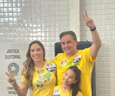 Candidato ao Governo da Paraíba, Efraim Filho vota em João Pessoa