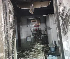 Idoso morre e filha fica gravemente ferida após incêndio em casa, em Patos