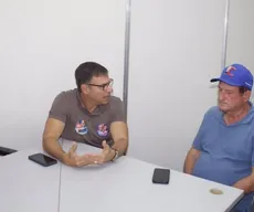 Vitor Hugo desiste de candidatura e anuncia apoio a Hervázio Bezerra