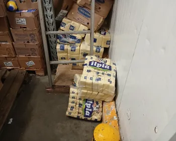Atacarejo é autuado por irregularidades no armazenamento de alimentos em Campina Grande