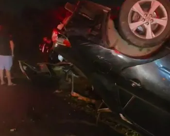 Batida entre carros deixa três mortos na BR-230, em Campina Grande