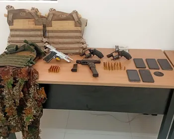 Carro usado por suspeito que disse ter matado 80 pessoas é apreendido após troca de tiros na PB