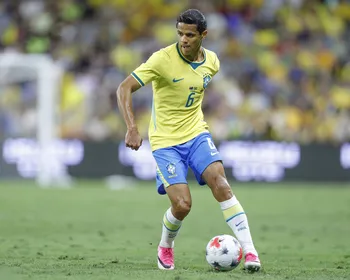 Com Douglas Santos no banco, Brasil deve ter sete mudanças para novo teste contra a Austrália