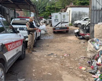 Corpo de mulher é encontrado em cova rasa e cinco são presos suspeitos do crime, em João Pessoa