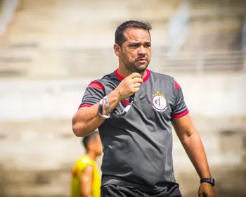 De volta ao Campinense, Dico Woolley teve 1ª passagem curta e razoável; relembre