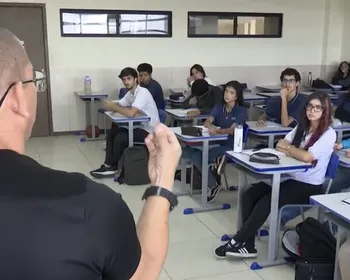 Dia do Professor: histórias de docentes inspiram dentro e fora da sala de aula