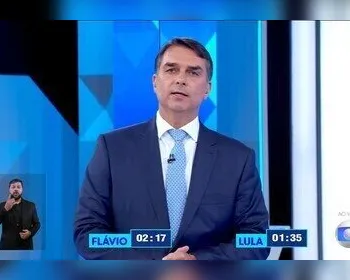 Flávio Bolsonaro e os nove dedos de Lula