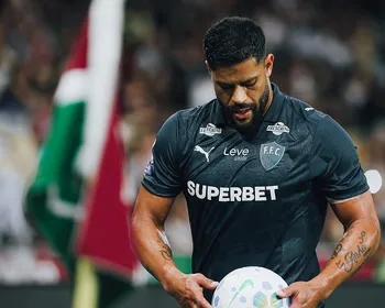 Hulk deixa protagonismo no Atlético-MG para trás e vive início de desprestígio no Fluminense
