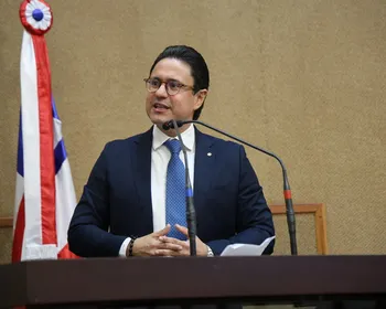 Leonardo Quintans recebe título de Cidadão Baiano por atuação no Ministério Público da Bahia