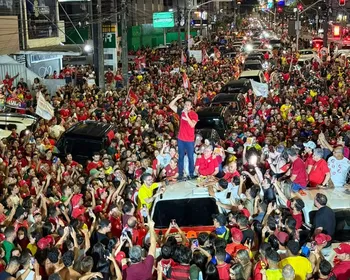 Lucas, as redes e as ruas: os fatores que fizeram Lula crescer na Paraíba no 2º turno