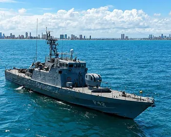 Navio-patrulha Graúna é aberto à visitação no Porto de Cabedelo