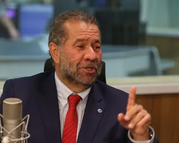 "PDT está sendo desprestigiado", diz Lupi sem confirmação de Camaraense na vice de Lucas; ouça