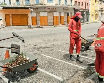 PMJP recolhe 1,3 mil toneladas de entulhos; 'virada de chave' de Léo Bezerra começou