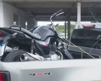 Trio suspeito de integrar quadrilha de roubo de motos é preso, em João Pessoa