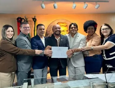 Com eleição em andamento, vereadores articulam sucessão nas Câmaras de Campina e João Pessoa