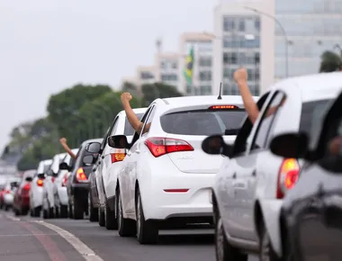 Eleições 2026: veículos de transporte por aplicativo não podem circular com propaganda; entenda