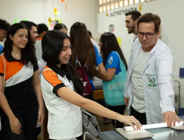 Feira de profissões para apoiar jovens na escolha da carreira acontece na Unipê