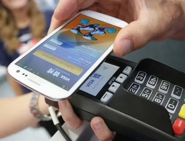 Os dois bolsos do paraibano: Pix para compras pequenas e parcelamento a partir de R$ 100