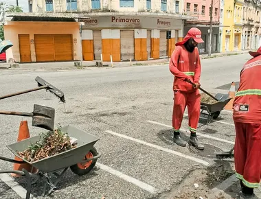 PMJP recolhe 1,3 mil toneladas de entulhos; 'virada de chave' de Léo Bezerra começou