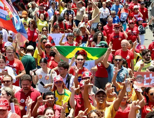 
					Apoiadores de Lula promovem mobilizações em cidades da Paraíba
				
				