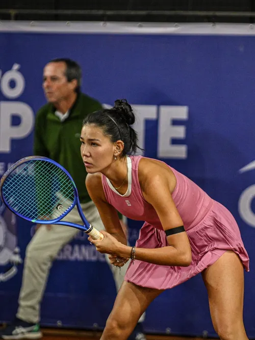 
					Campina Grande recebe atletas de 12 países em busca do título do ITF W15 de tênis feminino
				
				