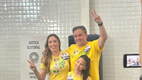 
					Eleições 2026: candidatos ao Governo da Paraíba votam neste domingo
				
				