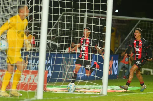 
					Copa do Brasil 2026: Thaciano é o único paraibano nas quartas de final
				
				