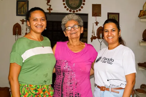 
					Do barro ao Reisado: mestres da cultura popular mantêm vivas tradições no Alto Sertão da Paraíba
				
				