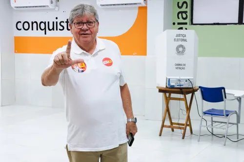 
					Políticos da Paraíba celebram vitória de Lula no 2º turno das Eleições 2026
				
				