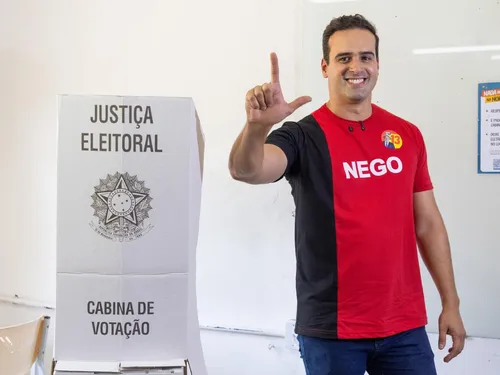 
					Políticos da Paraíba celebram vitória de Lula no 2º turno das Eleições 2026
				
				