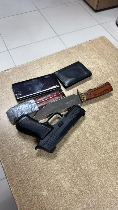 
					Homem armado tenta invadir comitê de Ricardo Coutinho, faz ameaças e é preso em flagrante
				
				