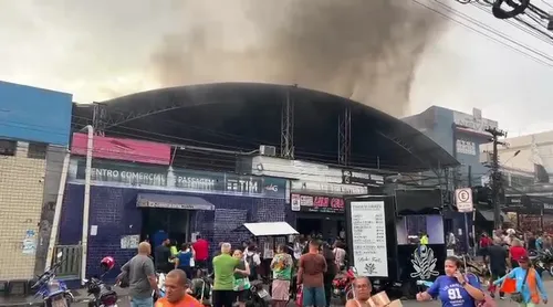 
					Incêndio atinge Centro Comercial de Passagem, em João Pessoa

				