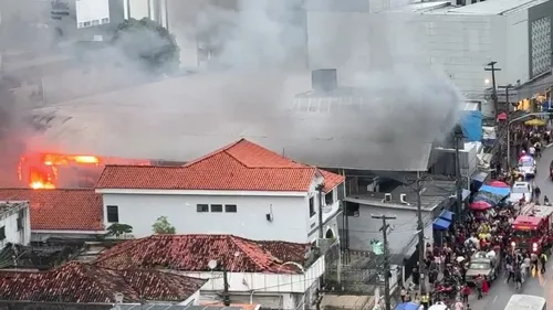 
					Incêndio atinge Centro Comercial de Passagem, em João Pessoa
				
				