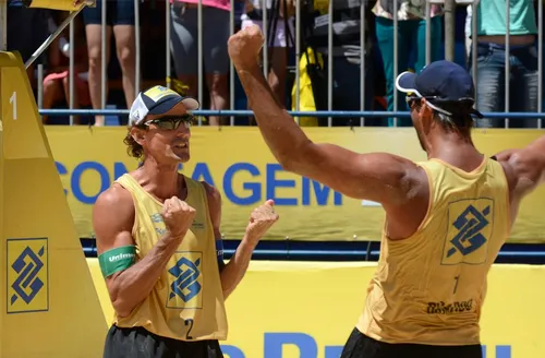 
					Lendas do vôlei de praia vão participar de programação especial em João Pessoa.
				
				