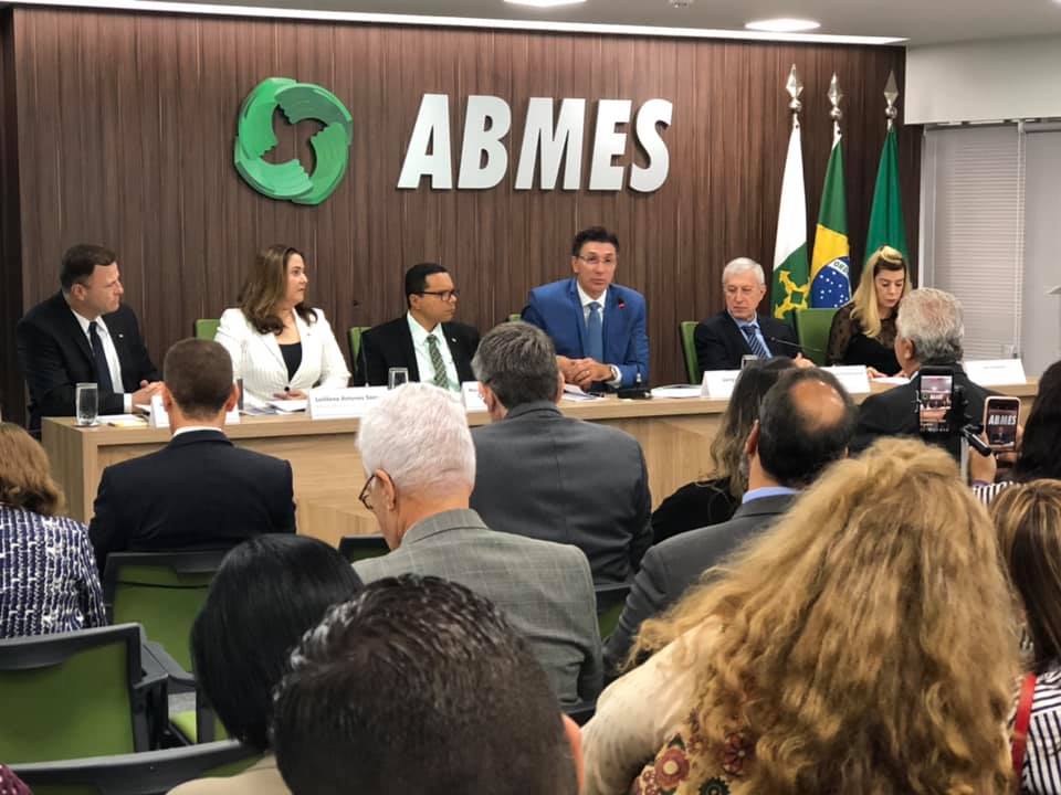 ABMES apresenta 10 propostas para o ensino superior aos candidatos à Presidência em 2026