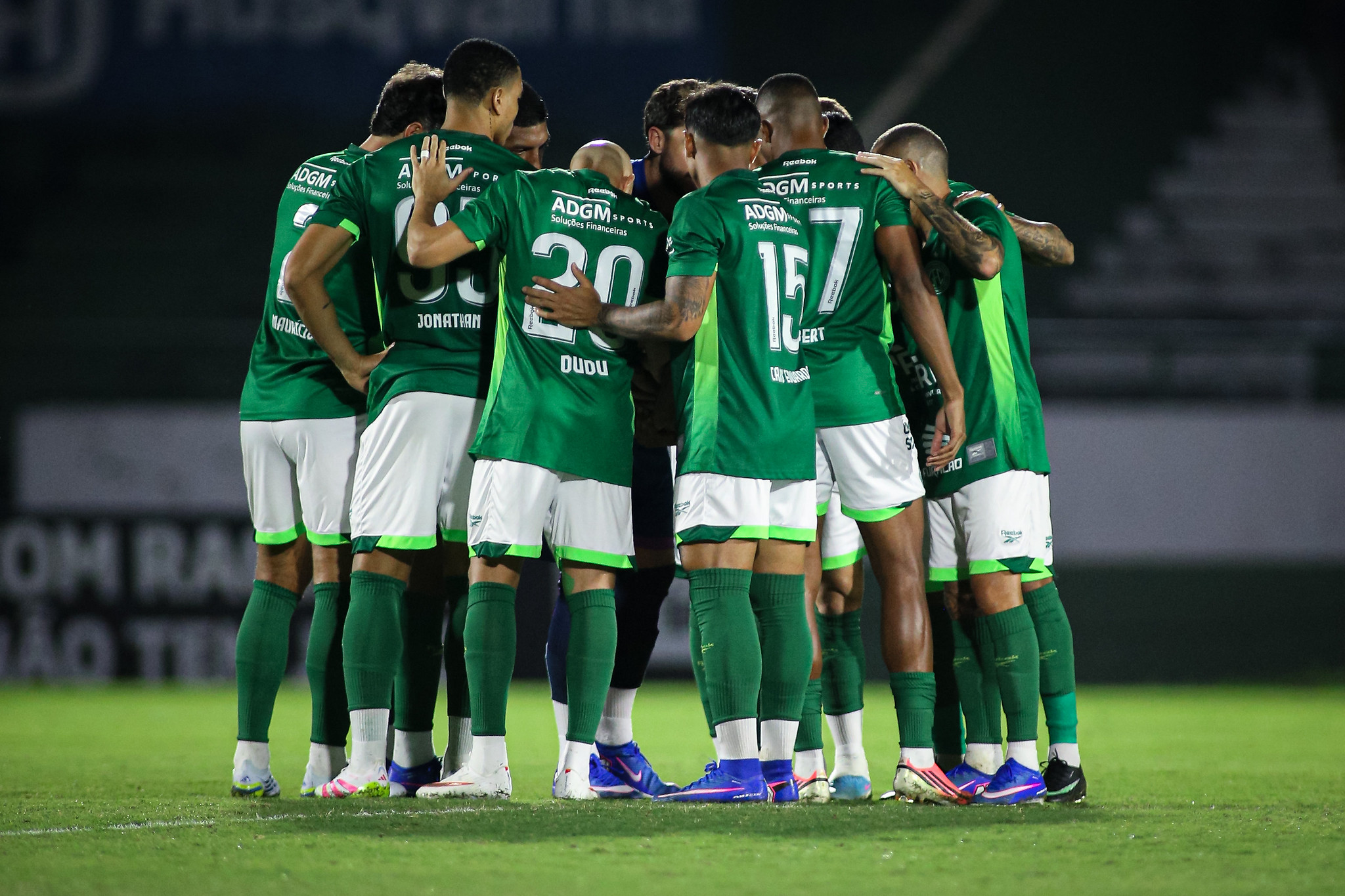 Adversário do Botafogo-PB, Guarani atravessa momento de instabilidade na Série C