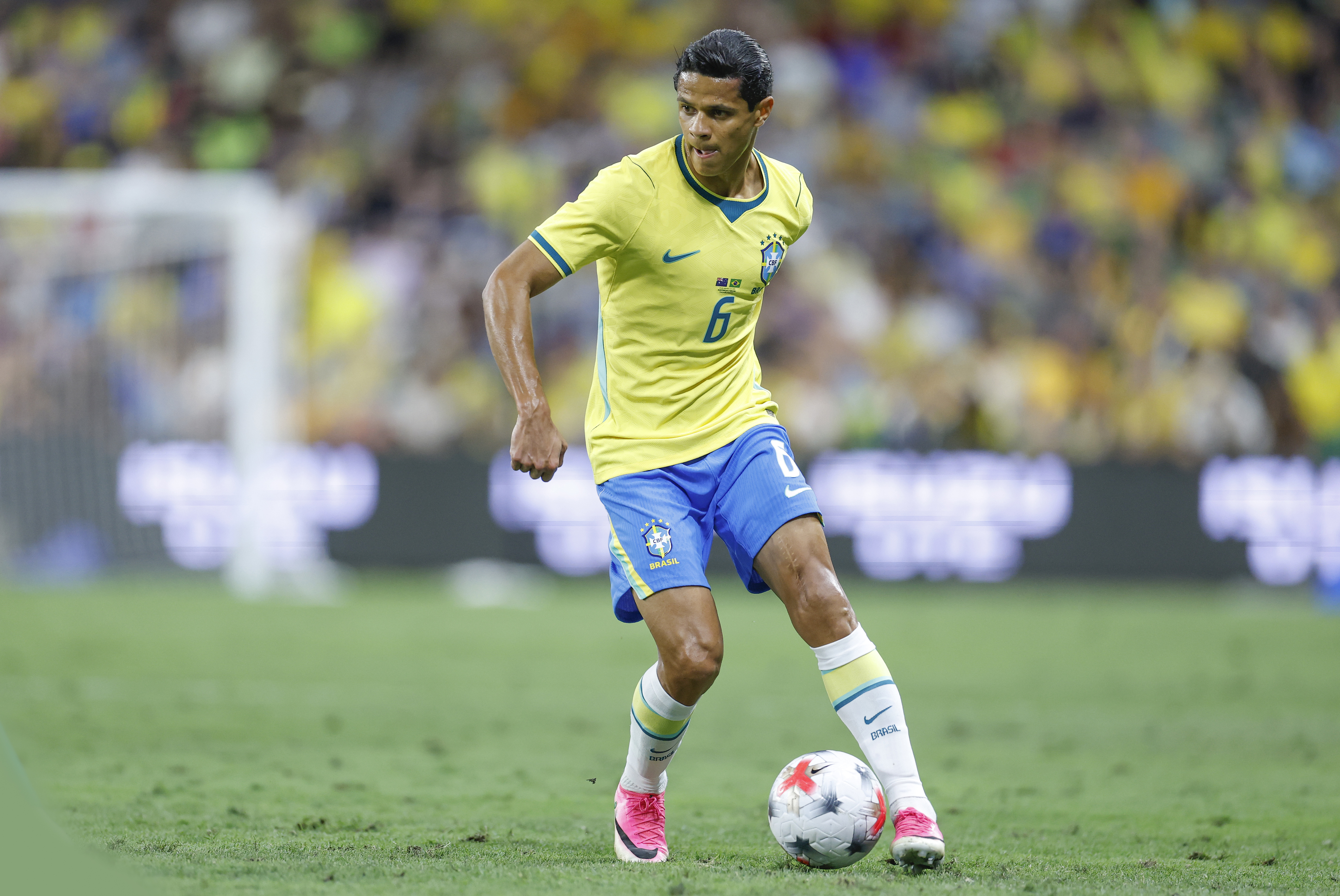 Em destaque: Com Douglas Santos, Ancelotti convoca o Brasil para dois amistosos