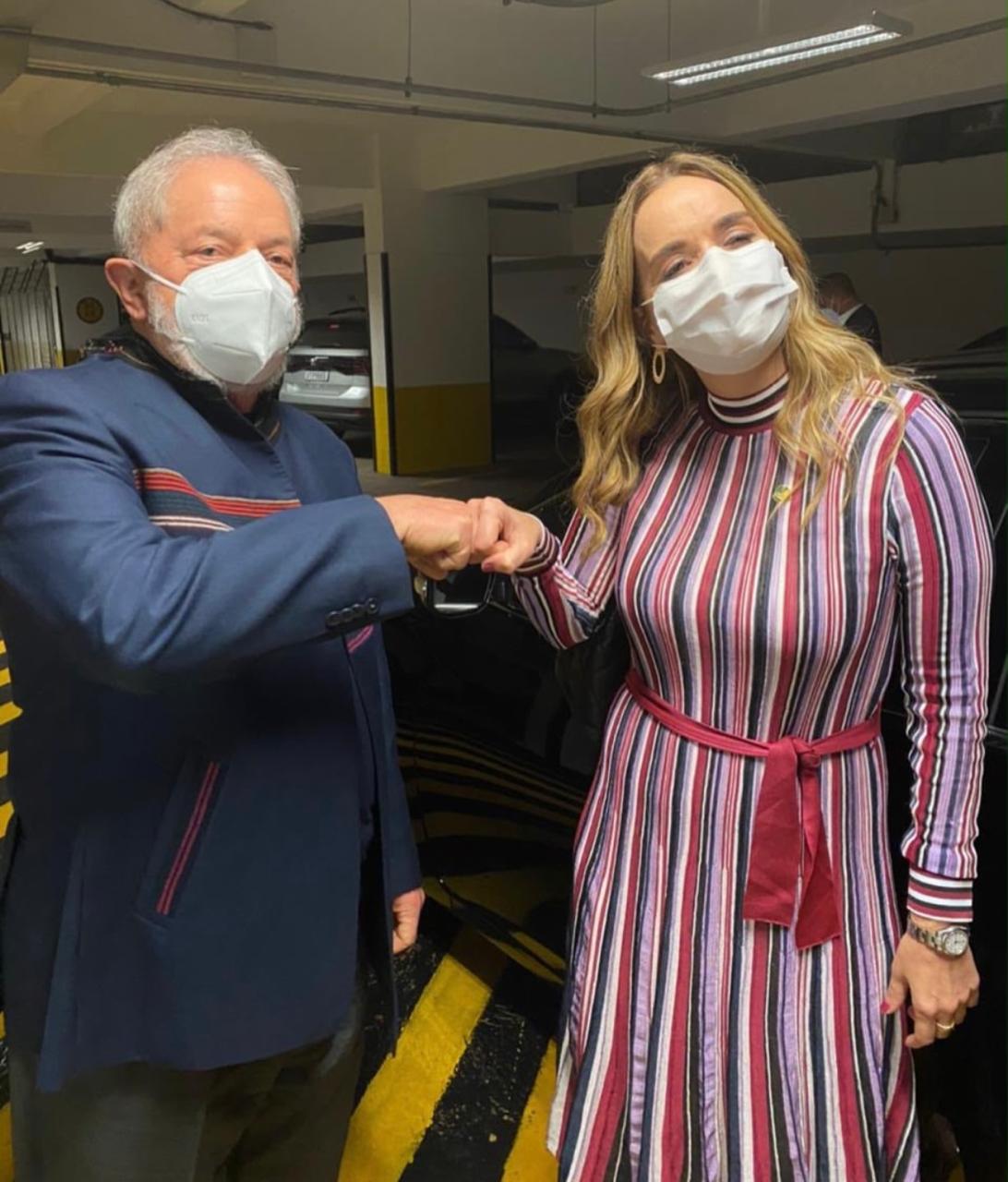 Depois de Lucas, Daniella também 'vai com Lula' no 2º turno
